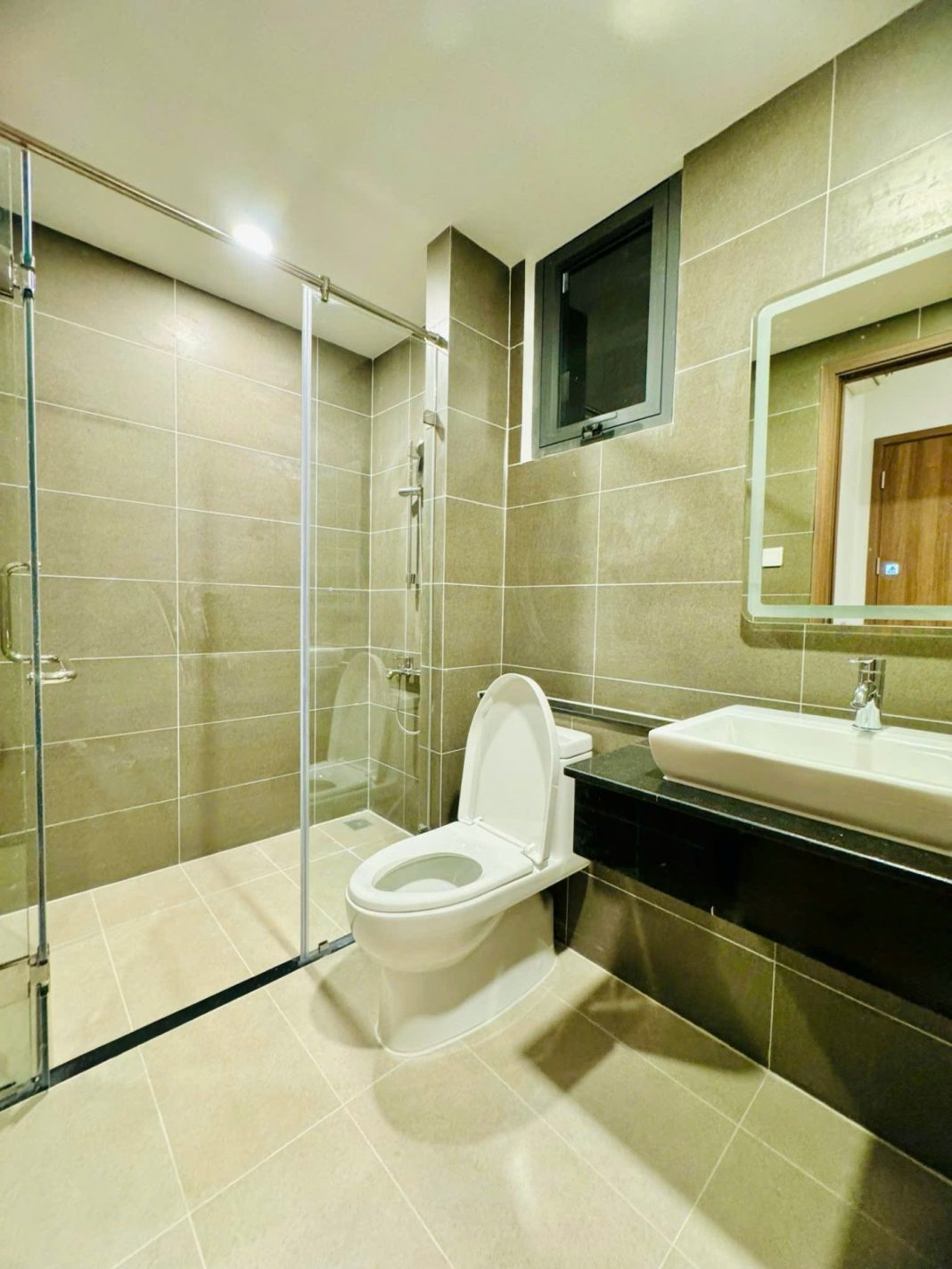 WC WC