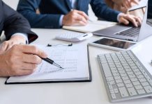 Có nên làm nhân viên kinh doanh bất động sản