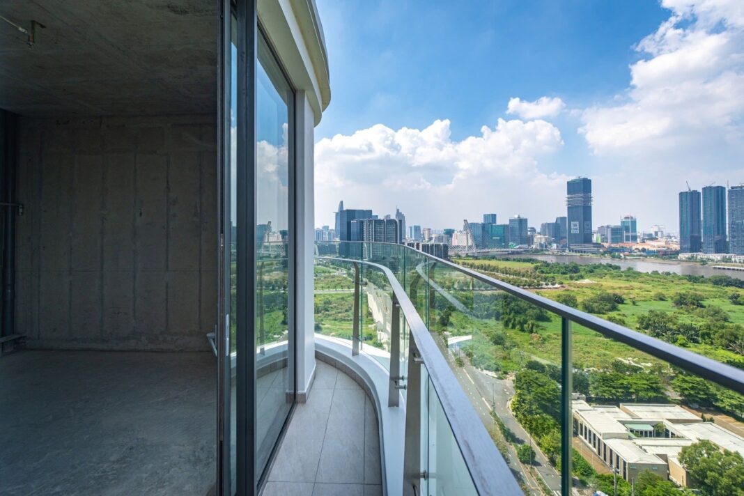 Duplex Thu Thiem Zeit River