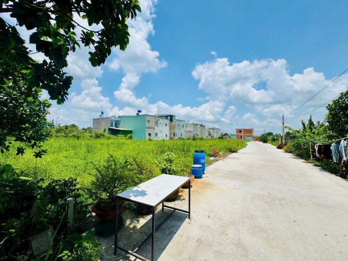 Đất Huỳnh Thị Quyến
