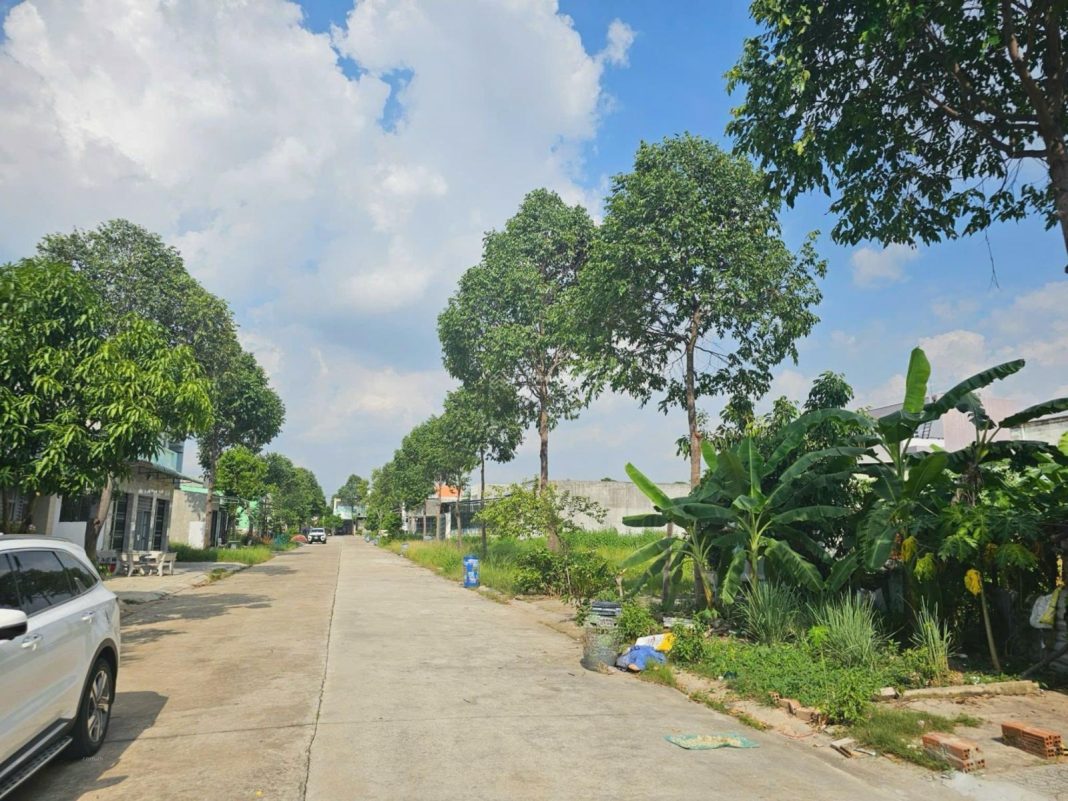 Mặt tiền phía trước