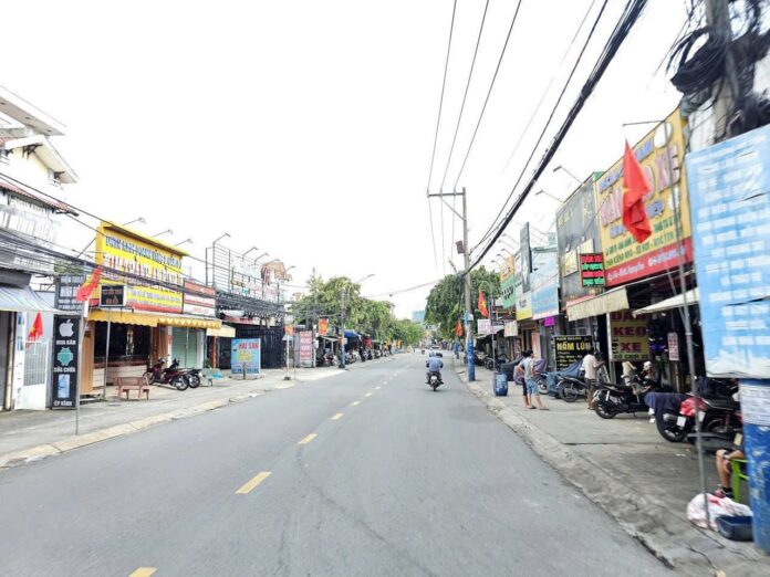 Đất chợ Dĩ An 2